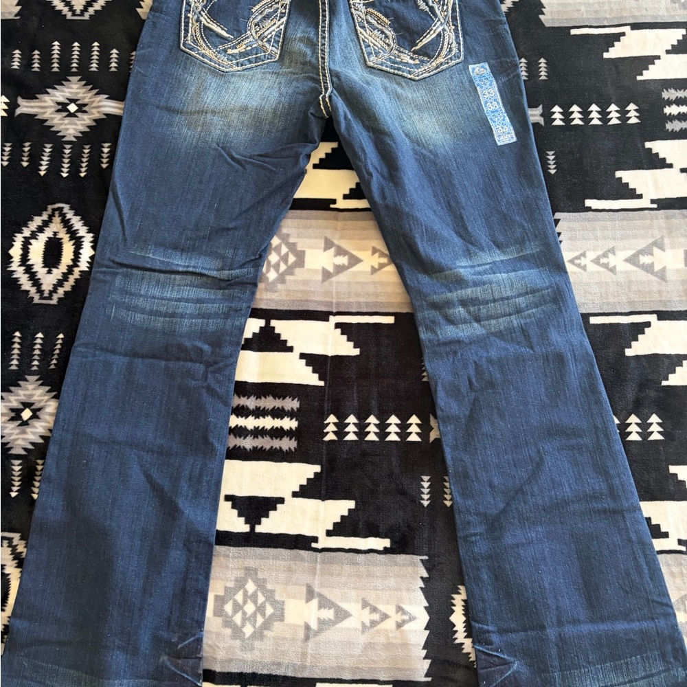 Grace in LA Indigo Bootcut Jeans with Embroidered Back Pocket - Picture 3 of 5